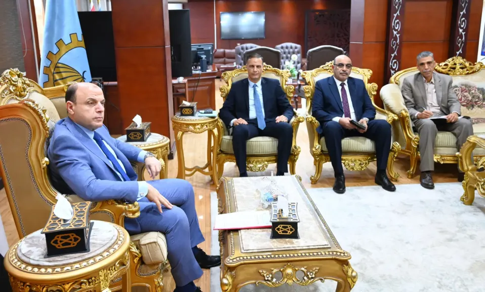 محافظ الغربية يبحث مع شركة «فينوس» التوسع في مراكز توزيع لمبات الليد الموفرة للطاقة