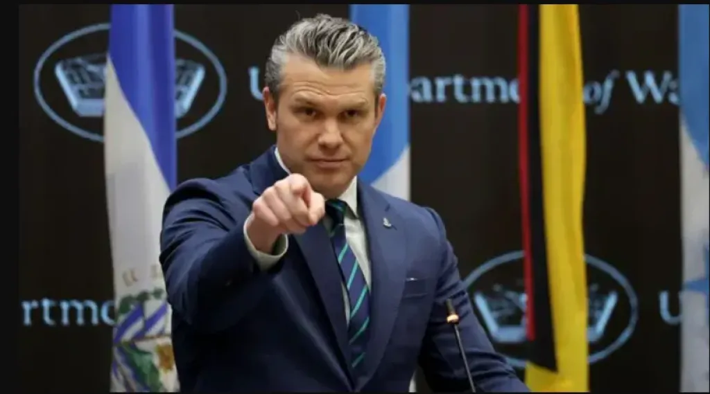 وزير الدفاع الأمريكي يشبه عملية إنقاذ طيار أمريكي من إيران بقيامة المسيح