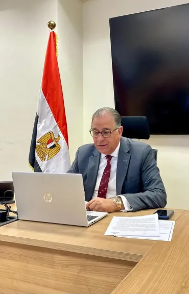 نائب وزير الخارجية والتعاون الدولي والمصريين بالخارج يلتقي بأبناء الجالية المصرية في الامارات العربية المتحدة