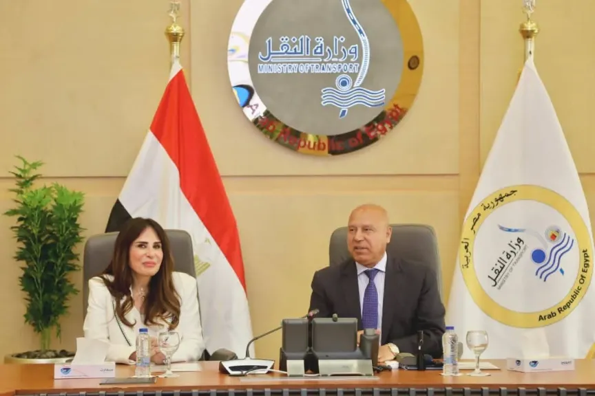 وزيرا النقل والإسكان يبحثان آلية تنظيم النقل في المجتمعات العمرانية الجديدة