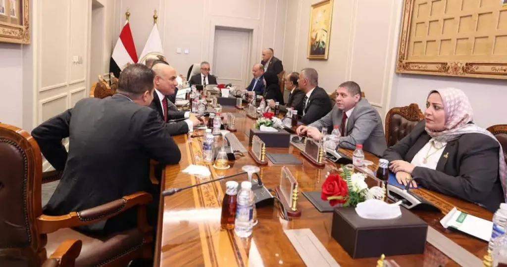 وزير العدل يلتقي أعضاء مجلسي النواب والشيوخ لتعزيز التعاون