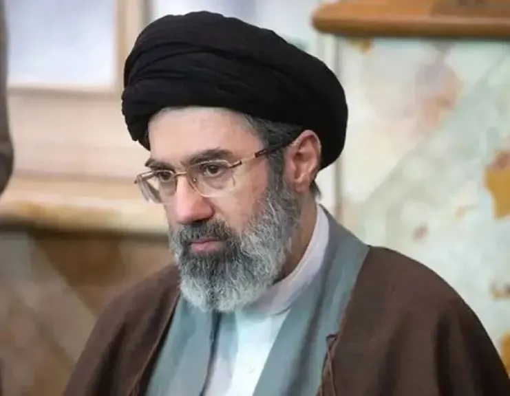 مجتبى خامنئي: إيران هي الأمة المنتصرة في الحرب