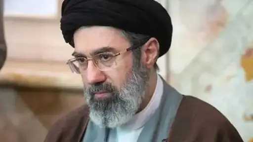 مجتبى خامنئي: إيران هي الأمة المنتصرة في الحرب