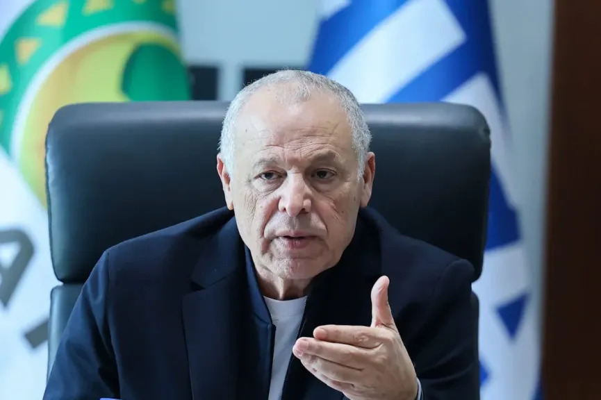 أبو ريدة يهنئ الحكام المصريين المشاركين في كأس العالم.. ويشيد بتطور منظومة التحكيم