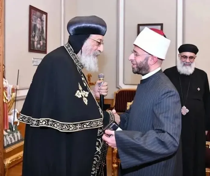 وزير الأوقاف مهنئا البابا تواضروس الثاني: الأعياد فرصة لتعزيز قيم المحبة