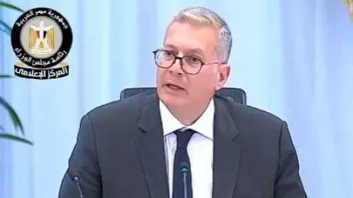 وزير البترول: استكشافات إيني وشل ستغطي 800 مليون قدم مكعب من الغاز يوميا