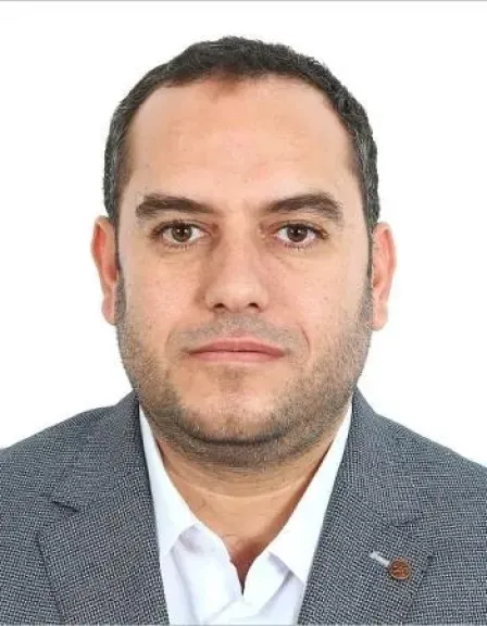 د. محمد هبيلة يحصد زمالة مدى الحياة من السويد تقديرًا لإنجازاته في النانو ومعالجة المياه