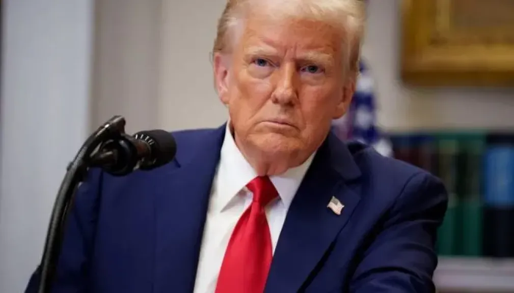 ترامب يوجه تحذيرا جديدا لإيران بشأن مضيق هرمز