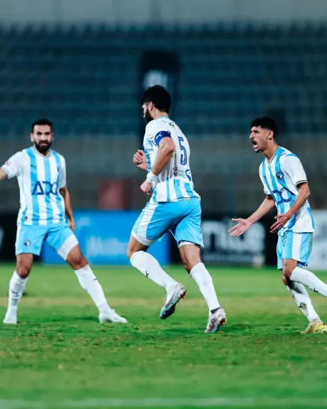 زلاكة يقود هجوم بيراميدز أمام المصري في الدوري