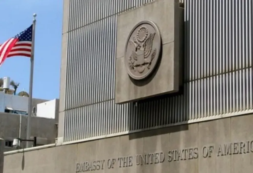 أمريكا تلغي البطاقات الخضراء لمقيمين مرتبطين بمسئولين إيرانيين