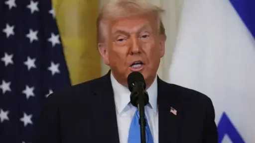 ترامب يهدد بريطانيا برسوم جمركية باهظة بسبب ضرائب شركات التكنولوجيا