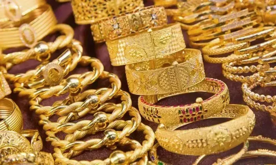 استقرار أسعار الذهب اليوم الجمعة 8 مايو 2026.. عيار 21 يسجل 7015 جنيهًا للشراء
