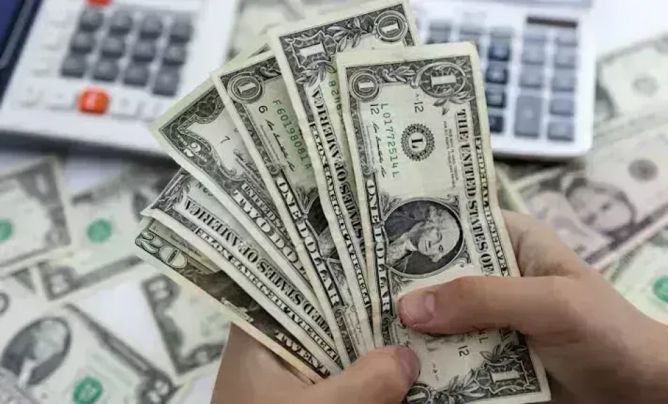 سعر الدولار اليوم.. آخر تحديث للعملة الأمريكية مقابل الجنيه في البنوك