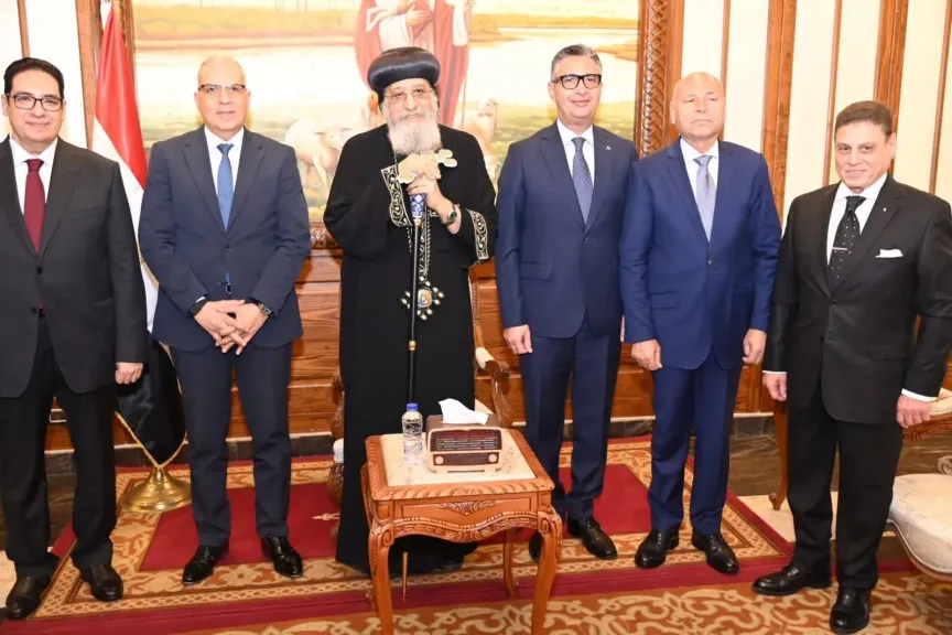 وزير التموين يهنئ قداسة البابا تواضروس الثاني بعيد القيامة المجيد