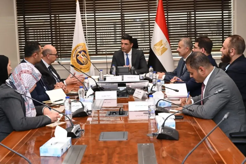 وزير الصناعة يبحث مع مجموعة سان جوبان مصر خطط التوسع في مصر وتعزيز الاستثمارات