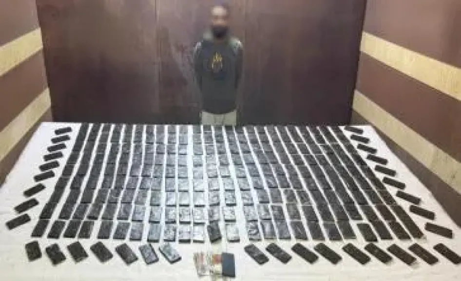 مصرع 3 عناصر جنائية وضبط 800 كجم مخدرات و76 سلاحا ناريا في حملات أمنية بعدة محافظات