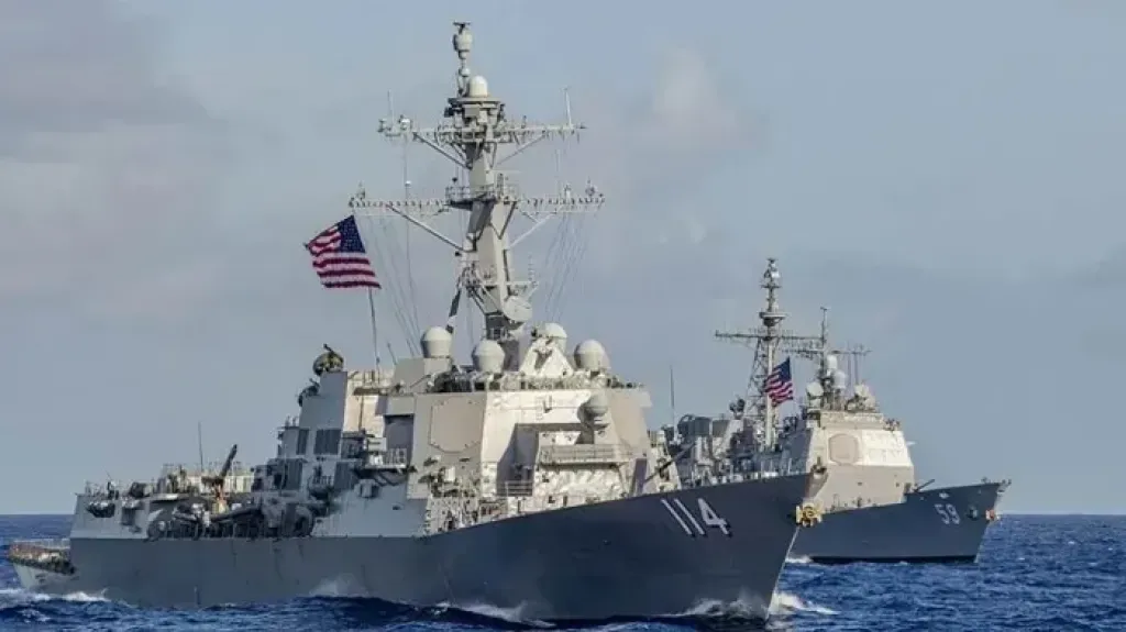 الجيش الأمريكي: لا توجد سفن تتجاوز حصار مضيق هرمز وأعدنا 6 سفن