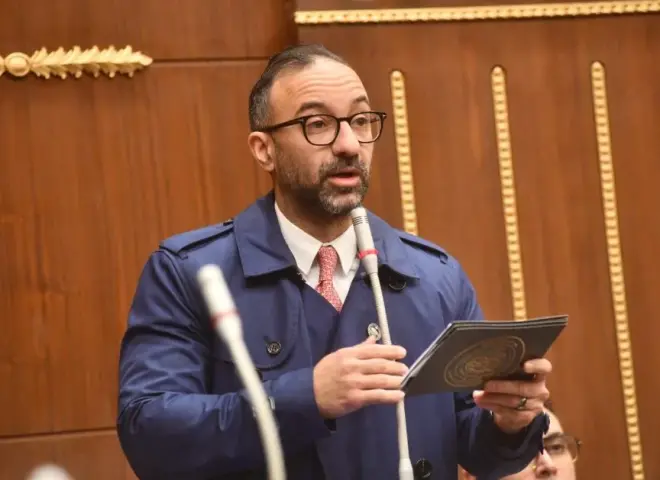 النائب أحمد الحمامصي عن قانون الأحوال الشخصية: ندعو لتبني حلول عصرية بينها الرؤية الإلكترونية