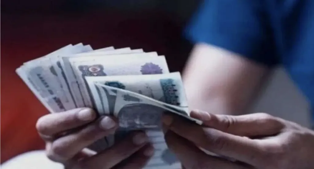 بعد أيام.. صرف مرتبات شهر أبريل 2026 بعد قرار التبكير