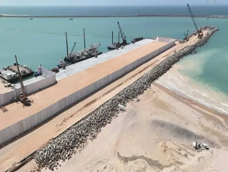 محافظ شمال سيناء: تطوير ميناء العريش يعزز التنمية ويخدم حركة التجارة