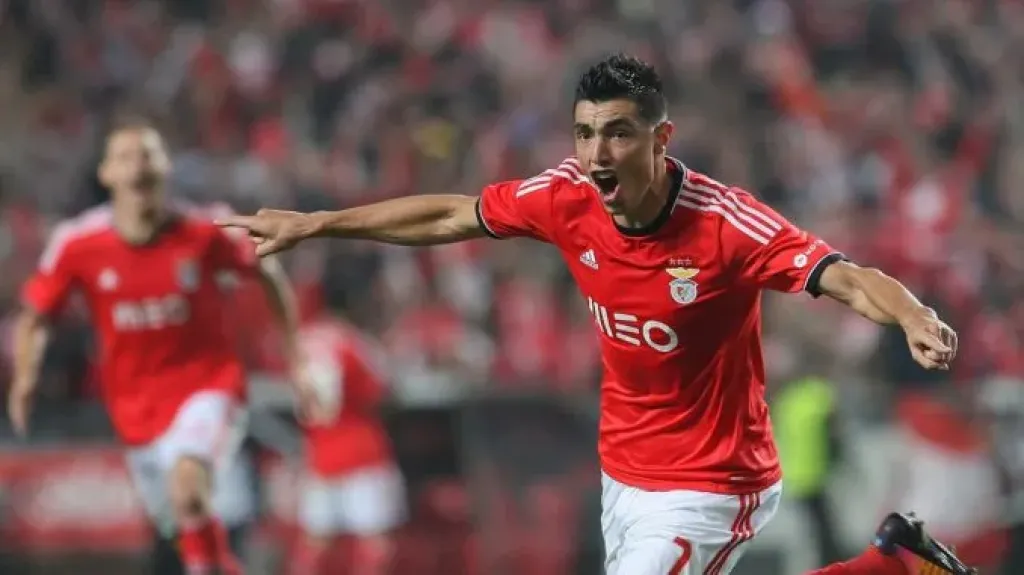 أوسكار كاردوزو يعلن اعتزاله رسميا