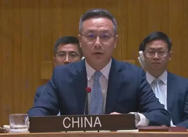 مندوب الصين بالأمم المتحدة: حصار أمريكا لمضيق هرمز تصرف غير مسئول.. ونرفض الاعتداء على دول الخليج