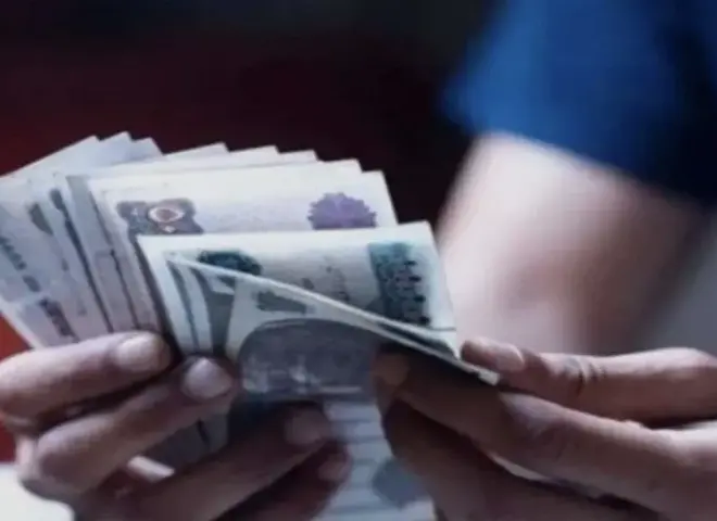 عبر الصراف الآلي والبريد.. بدء صرف مرتبات شهر مايو 2026 غدًا