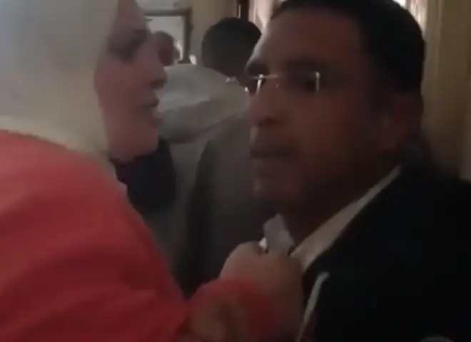 «ضربته في المحكمة».. تفاصيل مثيرة في واقعة زوجة طنطا المتهمة بالاعتداء على زوجها