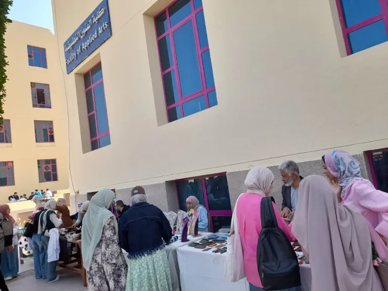 محافظ الغربية يشيد بمنتجات ..وحدة أيادي مصر.. في معرض جامعة 6 أكتوبر للحرف التراثية