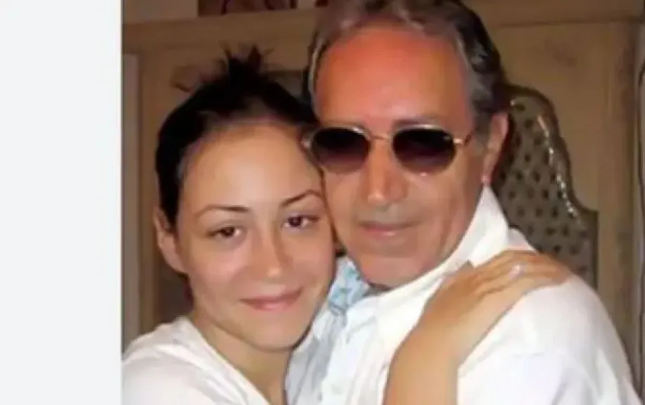 وفاة والد الفنانة منة شلبي