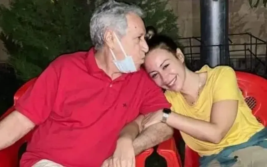 نقابة المهن التمثيلية تنعى والد الفنانة منة شلبي