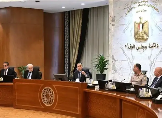 مدبولي يكلف الحكومة بالالتزام بحضور جلسات البرلمان والتفاعل مع كل ما يُطرح