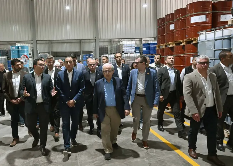 رئيس الوزراء يفتتح مصنع ”بيرل بولي يوريثان” لتوطين الصناعات الكيماوية المتطورة