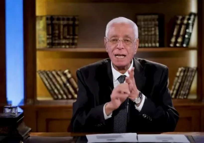 حسام موافي: الصداع النصفي ليس له حل نهائي.. ويرتبط بالحالة النفسية