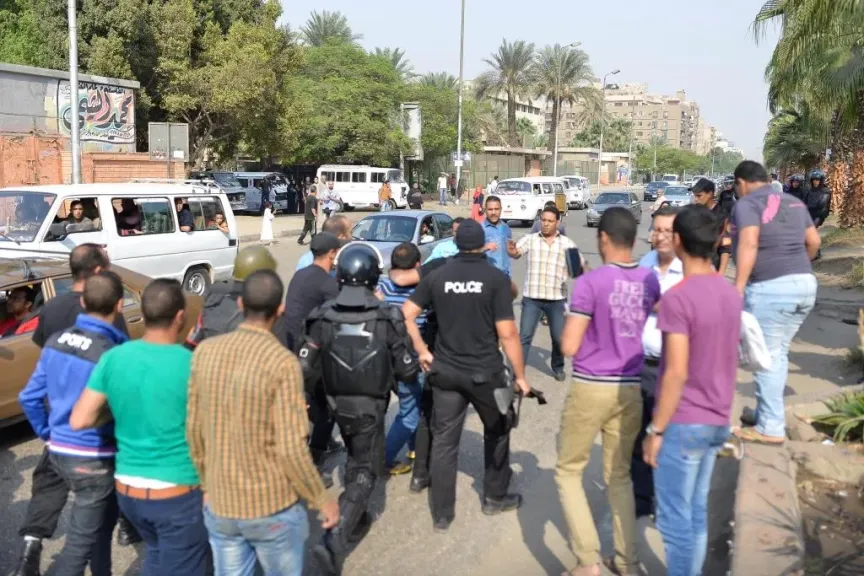 بسبب وفاة مريضة.. ضبط 6 أشخاص بتهمة التشاجر أمام مستشفى خاصة بسيدي بشر في الإسكندرية