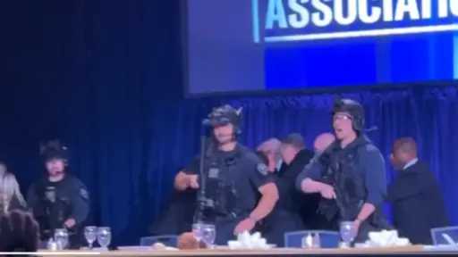 محاولة اغتيال ترامب تشعل حفل عشاء مراسلي البيت الأبيض.. إطلاق نار وفوضى داخل القاعة والقبض على المتهم