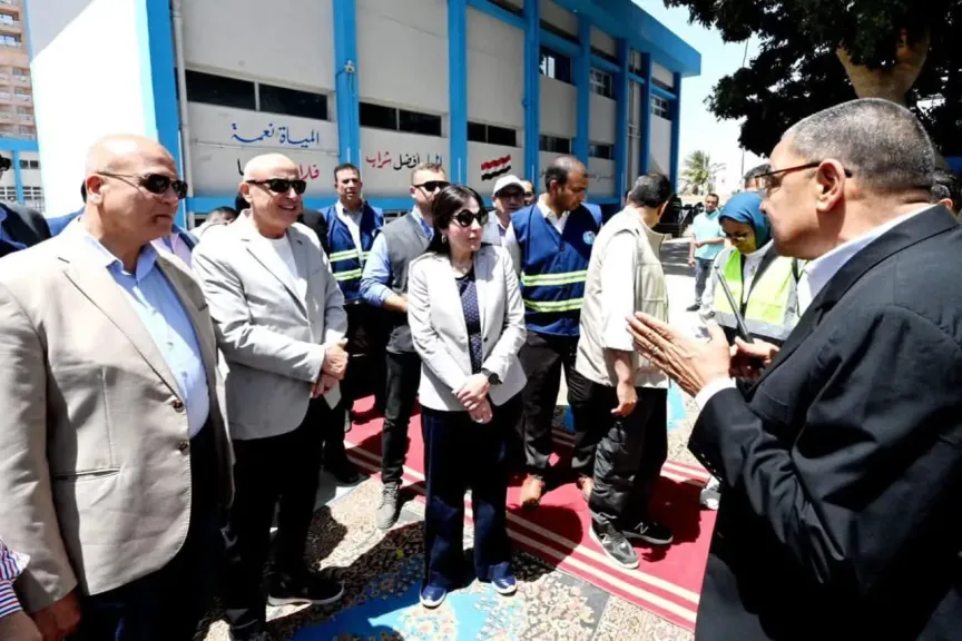 وزيرة الإسكان ومحافظ الأقصر يتابعان منظومة مياه الشرب والصرف الصحي ومشروعات المبادرة الرئاسية «حياة كريمة»