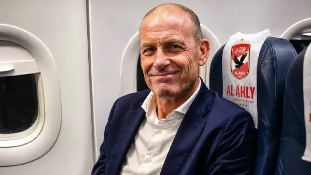 غضب في الأهلي بعد ثلاثية بيراميدز.. اتجاه لإقالة توروب والشرط الجزائي يعطل القرار
