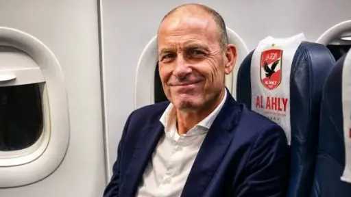 غضب في الأهلي بعد ثلاثية بيراميدز.. اتجاه لإقالة توروب والشرط الجزائي يعطل القرار