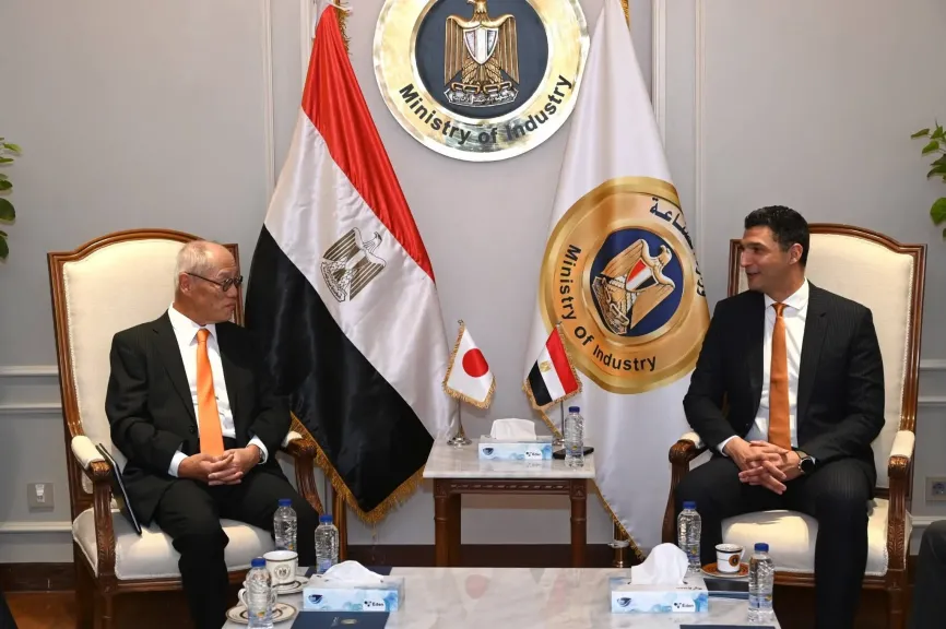 وزير الصناعة يبحث مع سفير اليابان بالقاهرة الاستثمارات اليابانية المقامة في مصر حالياً
