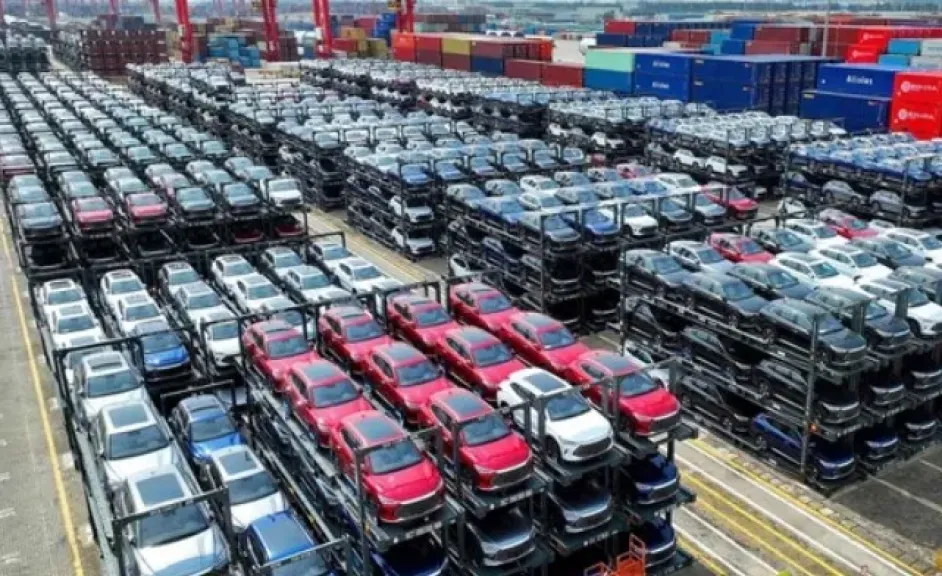 الصين تدعو إلى تسريع وتيرة محادثات الرسوم الجمركية على السيارات الكهربائية مع الاتحاد الأوروبي