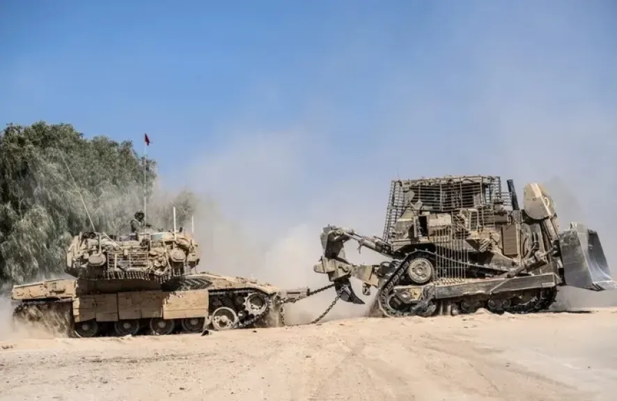 حزب الله يستهدف جرافة عسكرية إسرائيلية في بنت جبيل جنوبي لبنان