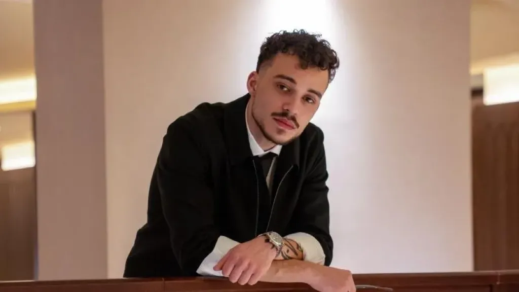 بعد تبرء والده منه.. كواليس اتهام حسام السيلاوي بازدراء الأديان