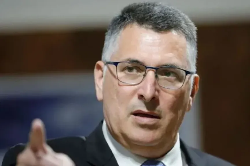 وزير الخارجية الإسرائيلي: خلافات مع ترامب بشأن إيران وتوافق استراتيجي بعيد المدى.. واستبعاد ضم الضفة الغربية حاليًا