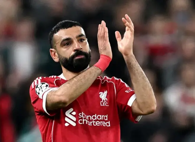 ليفربول يودّع محمد صلاح وروبرتسون أمام برينتفورد في ليلة استثنائية بـ«أنفيلد»