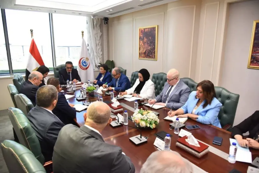 وزير الصحة يبحث تعزيز التعاون مع البنك الدولي ومؤسسة التمويل الدولية في القطاع الصحي