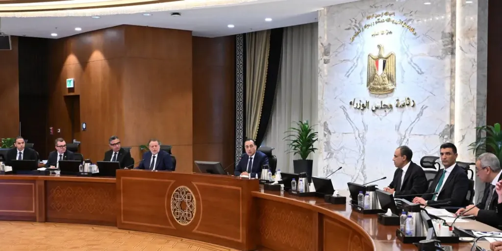 رئيس الوزراء يترأس اجتماع المجموعة الوزارية الاقتصادية