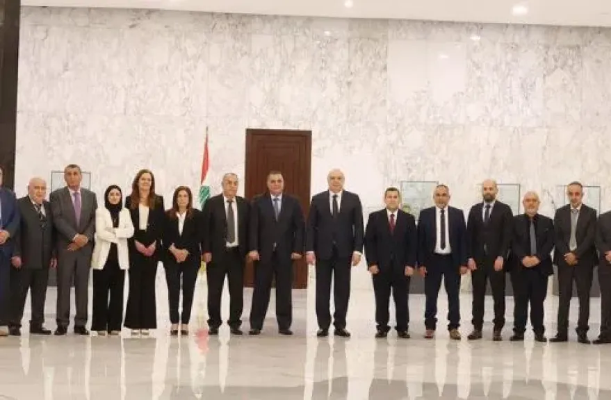 عون: سنطلق قريبا مناقصة تشغيل مطار القليعات شمالي لبنان