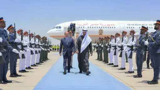 الرئيس السيسى فى زيارة أخوية إلى الإمارات ويؤكد “ما يمس الإمارات يمس مصر”