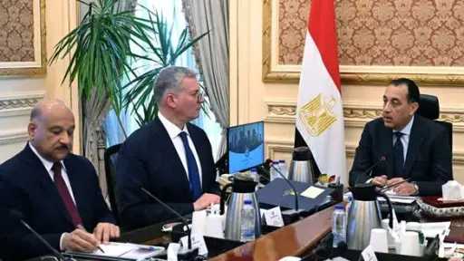 رئيس الوزراء يتابع الموقف التنفيذي للمشروعات الخاصة بصناعات خام الفوسفات